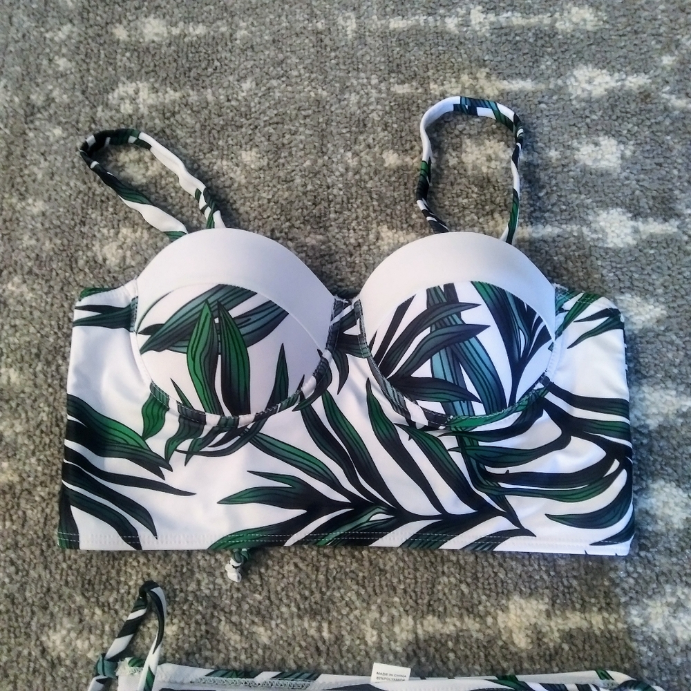 NEW Womens bikini - Picture 2 of 5
